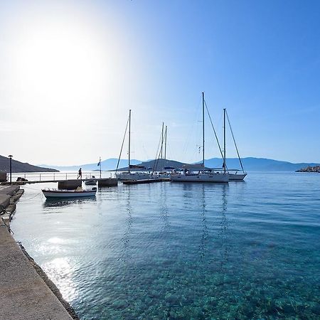 Admiral'S House Villa Chalki Town Exterior photo