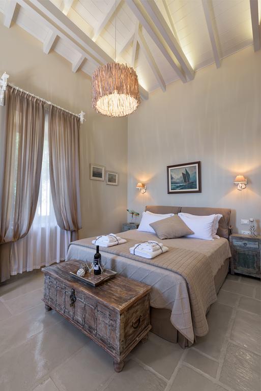 Admiral'S House Villa Chalki Town Exterior photo