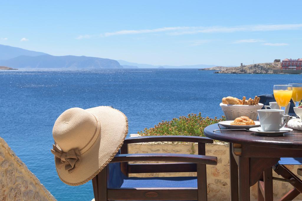 Admiral'S House Villa Chalki Town Exterior photo