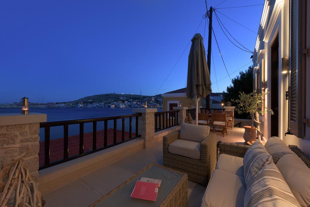 Admiral'S House Villa Chalki Town Exterior photo