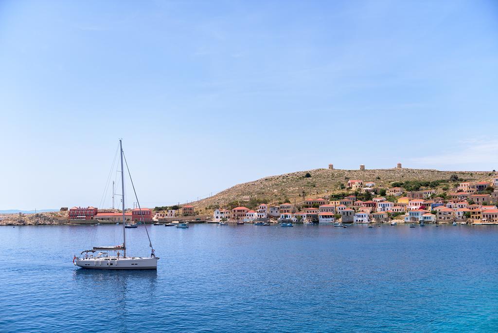 Admiral'S House Villa Chalki Town Exterior photo