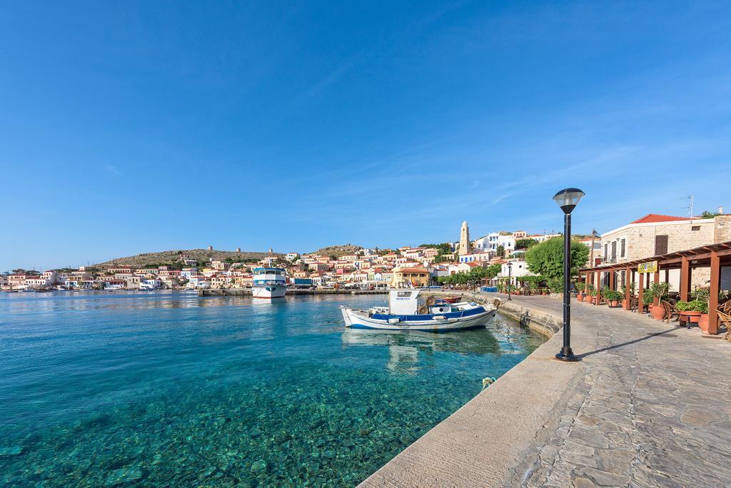 Admiral'S House Villa Chalki Town Exterior photo